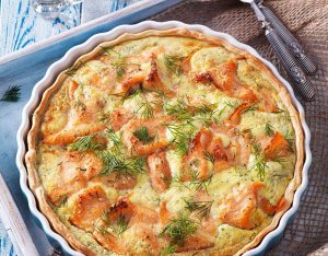 Füstölt lazacos quiche