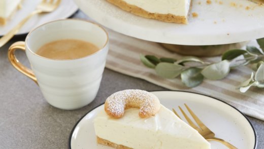 sajttorta vaníliás kiflivel