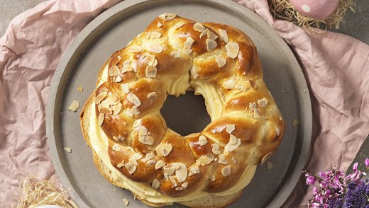 Húsvéti koszorú tojáslikőrös töltelékkel