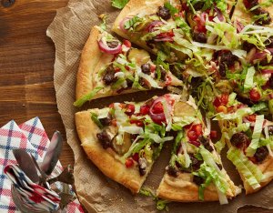 Pizza „sajtburger” stílusban