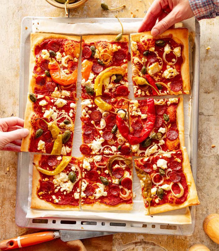pizza chorizoval és juhsajjtal