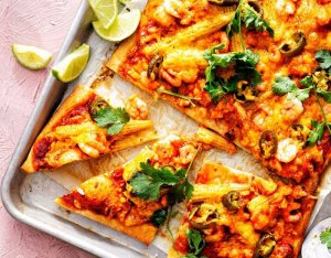 Garnélás-cheddar sajtos pizza